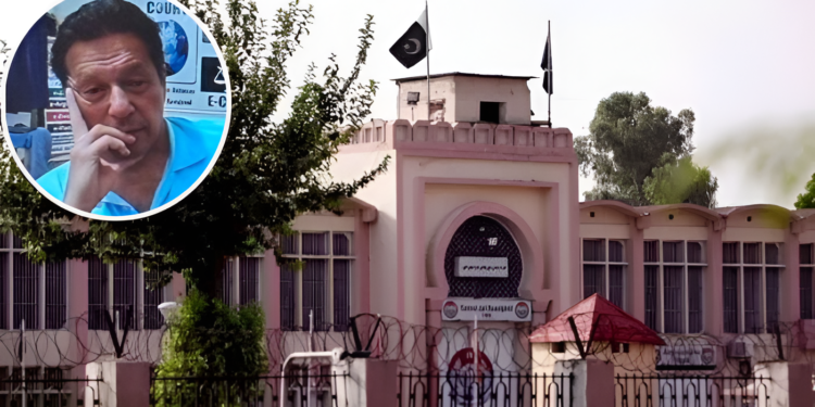 عمران خان مکمل صحت مند ہیں، اڈیالہ جیل سے منتقلی کی افواہیں بے بنیاد ہیں: اڈیالہ جیل حکام