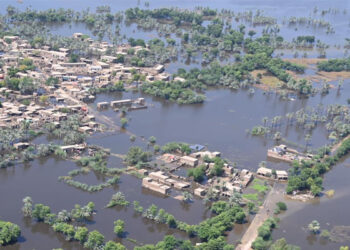 پاکستانی کسانوں کا آلودگی پھیلانے پر جرمن کمپنیوں کیخلاف مقدمہ دائر کرنےکا اعلان