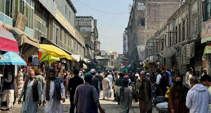 سرحد کی بندش سے افغان معیشت پر منفی اثرات نمایاں، بنیادی غذائی اشیا عام آدمی کی پہنچ سے باہر