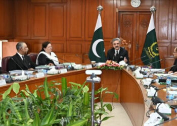 چیف جسٹس نے27 ویں آئینی ترمیم پر غور کیلئے فل کورٹ اجلاس آج طلب کرلیا