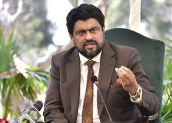 گورنرسندھ کاکراچی میں سرعام اسلحہ کی نمائش اور فائرنگ کے واقعہ کا نوٹس