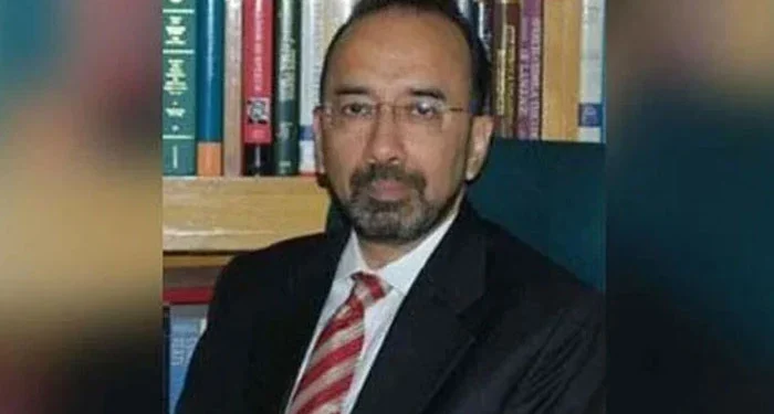 سینئر قانون دان مخدوم علی خان لا اینڈ جسٹس کمیشن کی رکنیت سے مستعفی