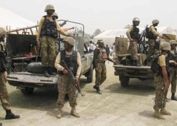 فورسز کی پختونخوا میں کارروائیاں، بھارتی حمایت یافتہ دہشتگرد سرغنہ سمیت 15 خوارج ہلاک