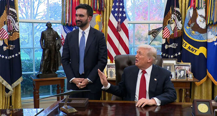 کیا صدر ٹرمپ فاشسٹ ہیں؟ صحافی کا ممدانی سے سوال، ٹرمپ نے خود جواب دیدیا