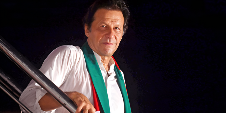عمران خان صحتمند ہیں، اڈیالہ جیل آنے والے ہر شخص کی ان سے ملاقات کروائی جاتی ہے- جیل ذرائع