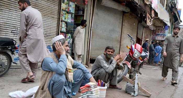 پاکستان میں بیروزگاری میں اضافہ، 7 فیصد کے قریب پہنچ گئی: لیبر فورس سروے