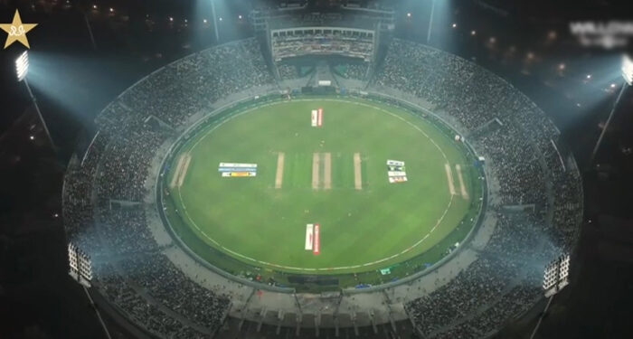 پاک جنوبی افریقا میچ: قذافی اسٹیڈیم ہاؤس فل، لاہور کے شائقین کرکٹ نے نیا ریکارڈ بنا ڈالا