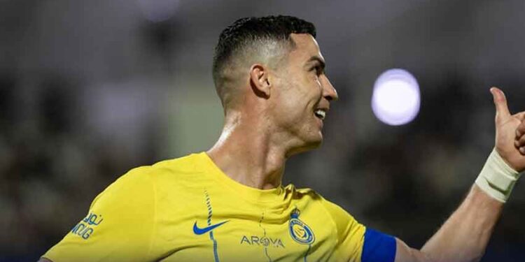 عالمی شہرت یافتہ فٹ بالر رونالڈو کا جلد ریٹائر منٹ کا اعلان