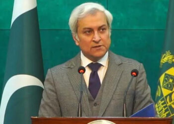 افغان سرحد پر جنگ بندی کی ہماری فورسز نگرانی کر رہی ہیں، ابھی نہیں کہہ سکتے جنگ بندی جاری ہےیا نہیں: پاکستان