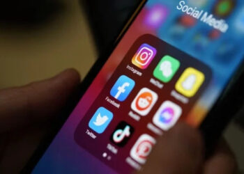 وہ ملک جہاں سوشل میڈیا پر مشورے دینے سے قبل متعلقہ شعبے میں تعلیمی قابلیت ثابت کرنا ہوگی