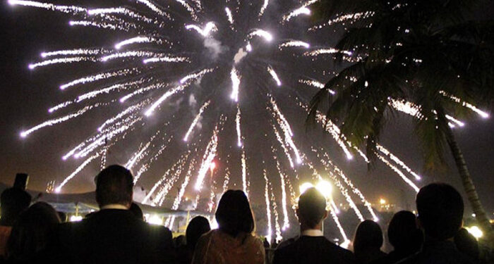 نئے سال کا کاؤنٹ ڈاؤن شروع، 2025 کا سورج غروب ہونے میں بس چند گھنٹے باقی