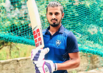 وجے ہزارے ٹرافی: بھارتی کرکٹر کی دھواں دار بیٹنگ، 32 گیندوں پر سنچری بناکر نیا ریکارڈ قائم کر دیا