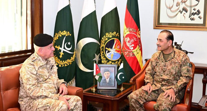 فیلڈ مارشل سے اردن کی مسلح افواج کے سربراہ کی ملاقات، دفاعی تعلقات مزید مضبوط بنانےکے عزم کا اعادہ