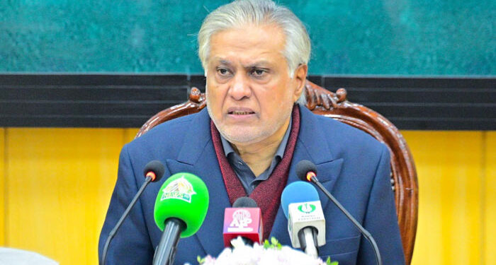 امارات کے ایک ارب ڈالر رول اوور کرنے تھے، اب وہ فوجی فاؤنڈیشن گروپ کے کچھ شیئر لے گا: نائب وزیراعظم