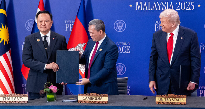 ٹرمپ نے ایک بار پھر تھائی لینڈ اور کمبوڈیا کے درمیان جنگ رکوادی