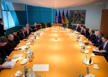 یوکرین امن مذاکرات سے قبل نیٹو رکنیت کی خواہش ترک کرنےکو تیار