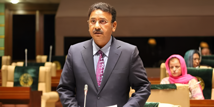 سندھ حکومت کا کراچی میں ہیوی ٹریفک سے آئے روز ٹریفک حادثات کا اعتراف