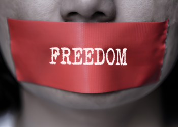دنیا میں اظہارِ رائے کی آزادی میں 10 فیصد کمی ، صحافیوں پر حملوں میں اضافہ