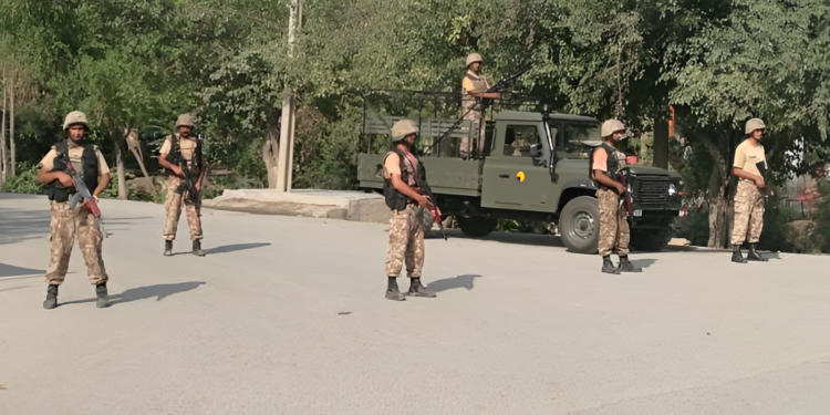 شمالی وزیرستان بویا میں سکیورٹی فورسز کے کیمپ پر خوارج کے حملے میں 4 جوان شہید