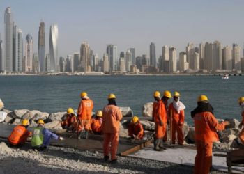 اے آئی کے باوجود خلیجی ممالک میں لاکھوں محنت کشوں کی ضرورت