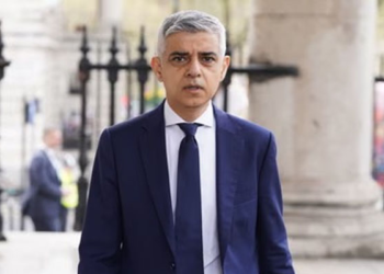 میئر لندن صادق خان کا ٹریفک فیس میں بڑی تبدیلیوں کا اعلان