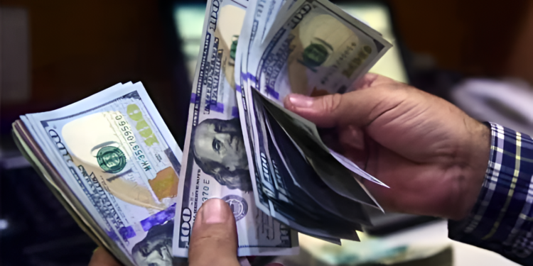 پاکستان کو آئی ایم ایف سے ایک ارب 20 کروڑ ڈالر موصول ہوگئے