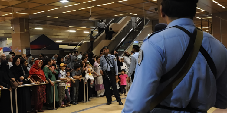 آف لوڈ اور ڈی پورٹ ہونے والے افراد سے متعلق نیا ہدایت نامہ جاری