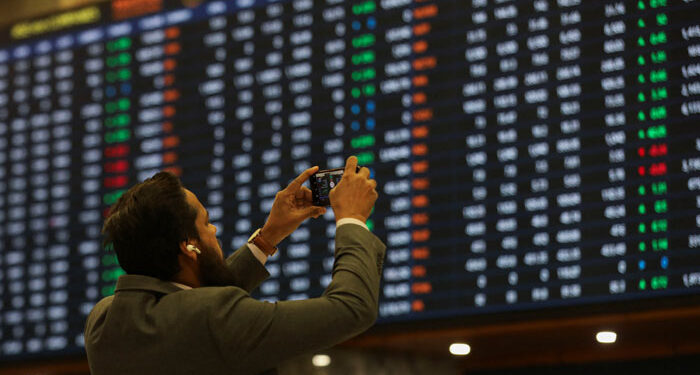 پاکستان اسٹاک میں آج بھی زبردست تیزی، انڈیکس میں 2600 سے زائد پوائٹس کا اضافہ