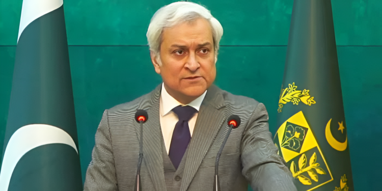 امیگرنٹ ویزا سے متعلق امریکی حکام سے رابطے میں ہیں، امید ہے پروسیسنگ جلد بحال ہوگی: ترجمان دفتر خارجہ