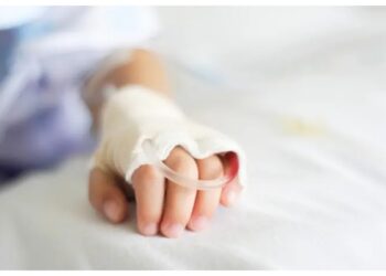 رحیم یار خان میں منفرد طبی کیس، 5 سالہ بچے کے سینے سے ’بغیر سر والا بچہ‘ نکال لیا گیا