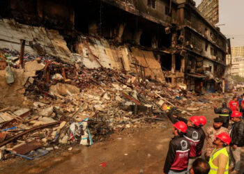 سانحہ گل پلازہ میں جاں بحق افراد کی تعداد 67 ہوگئی، 77 افراد تاحال لاپتہ