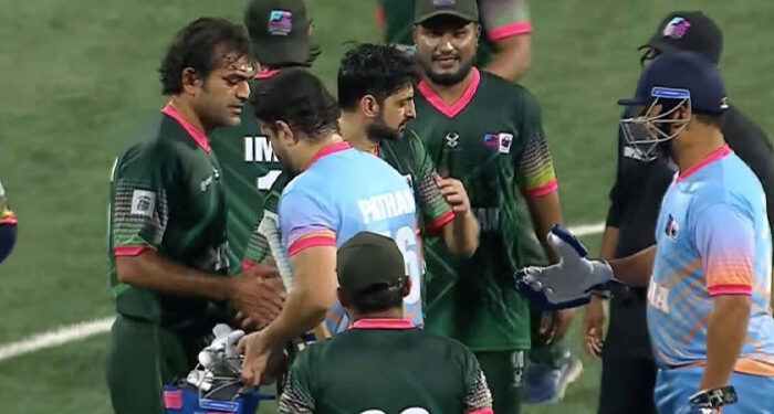 سعودی عرب: ڈبل وکٹ میچ میں پاکستان نے بھارت کو شکست دیدی، پلیئرز نے ہاتھ بھی ملائے