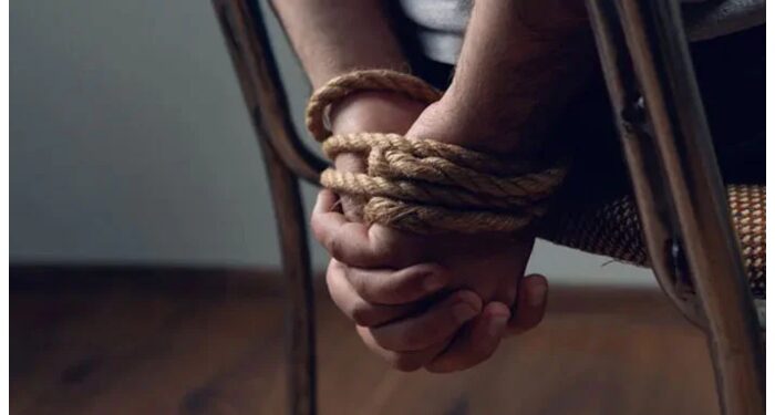 سرگودھا: بیٹے کو اغوا کرنے کے الزام میں باپ کے خلاف مقدمہ درج