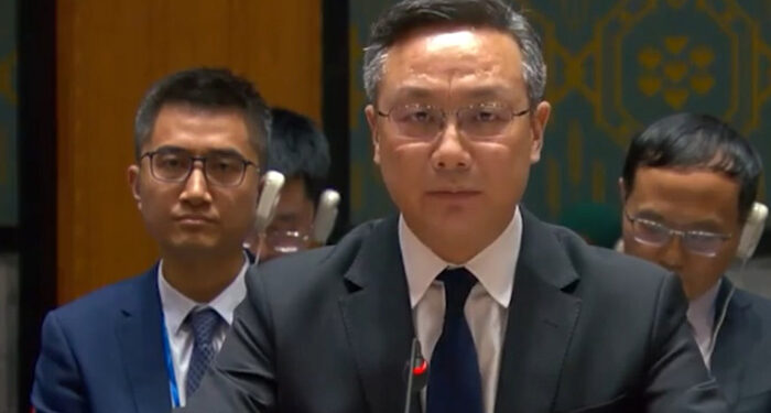 حکومت نے پیٹرول اور ڈیزل پر لیوی بڑھادی، عوام ریلیف سے محروم