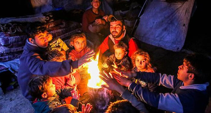 غزہ میں شدید سرد موسم ، ٹھنڈ کی شدت سے 7 ماہ کی شیر خوار بچی جاں بحق