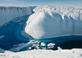 سائنسدانوں نےگرین لینڈکی برف تیزی سے پگھلنے پر دنیا بھر کے ساحلی علاقوں کو خبردار کردیا