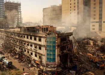 گل پلازہ میں ایک دکان سے 30 لاشیں برآمد، جاں بحق افرادکی تعداد 61 ہوگئی