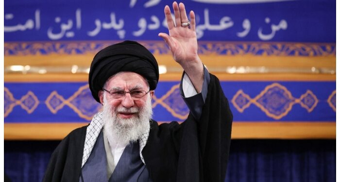 ایران کو دوہرے بحران کا سامنا، آیت اللہ علی خامنہ ای کا متبادل خفیہ منصوبہ سامنے آگیا