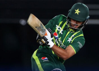 صائم ایوب پی ایس ایل میں ری ٹین ہونے والے مہنگے ترین کھلاڑی بن گئے