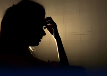 میرپور خاص میں 21 سالہ میڈیکل طالبہ کی خودکشی، بہن کا ٹیچرز اور لڑکوں پر ہراسگی کا الزام، آئی جی سندھ کا نوٹس