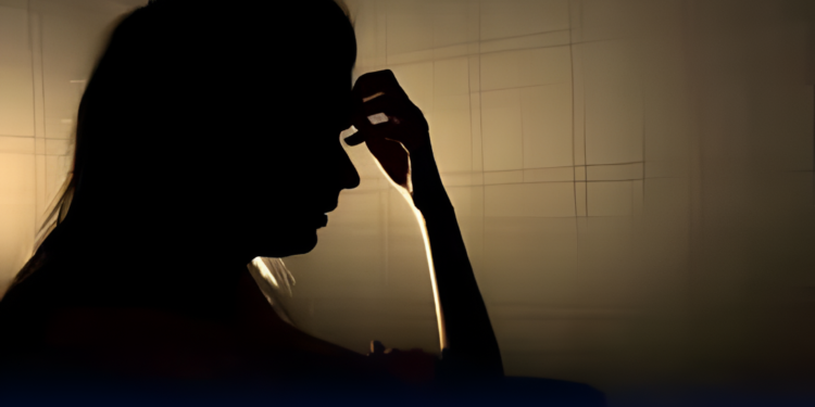 میرپور خاص میں 21 سالہ میڈیکل طالبہ کی خودکشی، بہن کا ٹیچرز اور لڑکوں پر ہراسگی کا الزام، آئی جی سندھ کا نوٹس